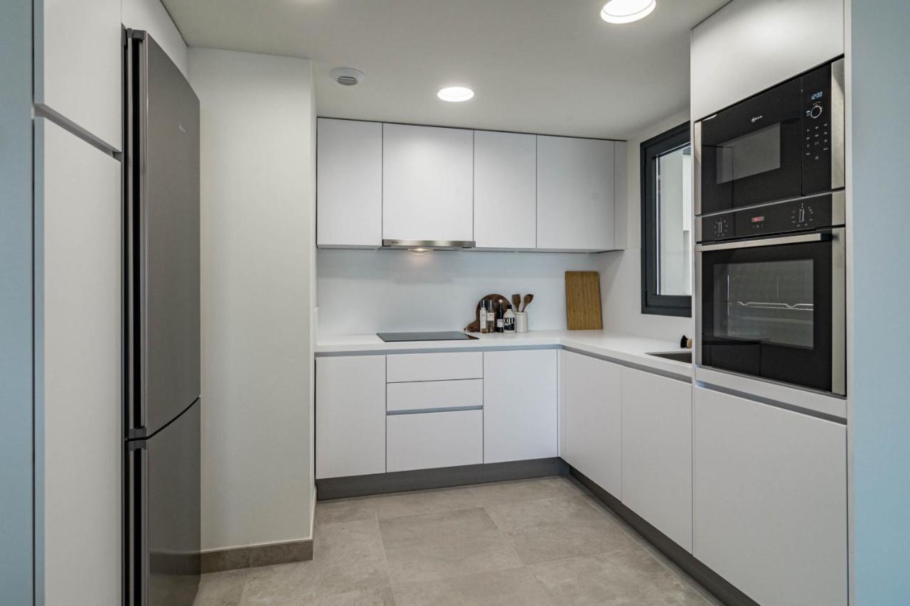 Inf42m- Modern Apartment, Families Only Estepona